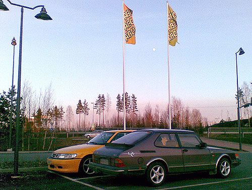 saab-900