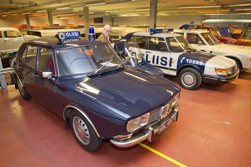 More Police Saabs – a 99 and a 900.