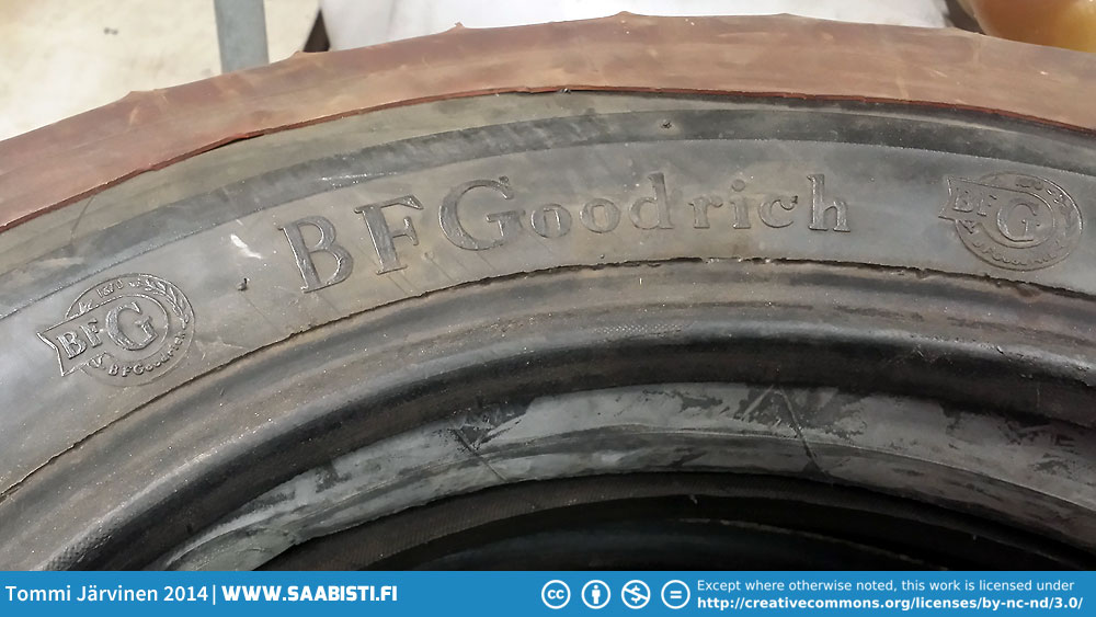 B.F. Goodrich 15-5.20. Narrow tyres give huge grip on ice because of the surface pressure.